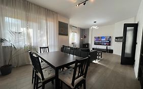 Cc Apartment